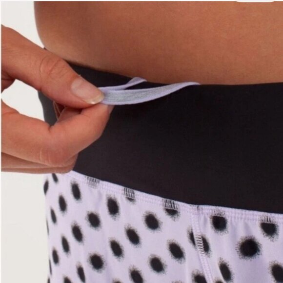 Lululemon Speed Up Naked Seam Running Shorts Lilac Purple Black Workout - Picture 2 of 9